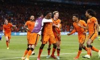 ダンフリース躍動のオランダがウクライナの反撃を振り切って白星発進《ユーロ2020》