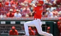 【MLB】秋山翔吾、代打で右越え二塁打　6月は打率.357、指揮官称賛「感心すべき成長」