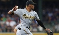 【MLB】遊直でチェンジのはずが“三塁打”　理解不能の“お粗末守備”に「またやらかした」