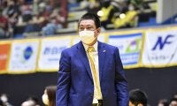 群馬が平岡富士貴HCの退任を発表「5年間に渡りサンダーズに関われたことは私の財産」