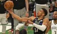 バックスがネッツに快勝…ホリデー、ミドルトン、ヤニスの3選手で89得点／NBAプレーオフ