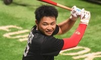 「やっとベール脱いだな」　鷹谷川原の初安打初本塁打に“師匠”柳田も大喜び
