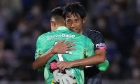 【J1分析】「横浜FM対鳥栖」朴一圭と高丘陽平(2)「実質トレード」のGK2人が交わした万感の抱擁