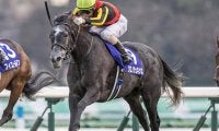 【宝塚記念・馬体重】クロノジェネシスは478kg、レイパパレは432kg(+10)