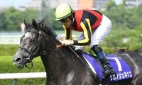 「荒れ馬場や道悪が得意」バゴ産駒・クロノジェネシスが連覇、父が勝った凱旋門賞へ