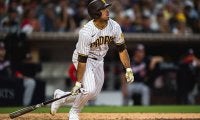 【MLB】奇跡の満塁弾は加藤豪将のおかげ？　バット＆手袋借りた左腕が感謝「手柄はゴースケに」