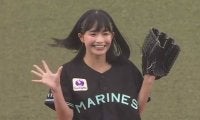 「ドキドキしちゃった」生足“ぴょん”投法　黒髪アイドルがショーパン姿で始球式