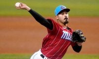 【MLB】初回先頭から9連続奪三振　父の命日にMLB新記録達成した右腕の思い「今でも教えを」
