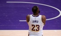 レブロンが首位、ネッツのビッグ３がトップ10入り／NBAユニフォーム売り上げトップ15