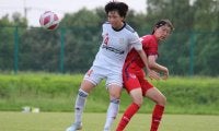 [女子サッカー]後半すぐ雷雨により試合終了で日大にドロー