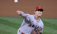 【MLB】大谷翔平のボールが「テーブルから落ちた」　あまりの変化と速度にファン唖然