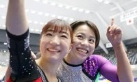 体操・村上茉愛へ盟友・寺本明日香が託す思い。57年ぶりのメダルへ「絶対にいける」