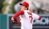 【MLB】大谷翔平、汚したユニホームの力投姿がネット話題「高校球児やん」「2回でこんなに…」