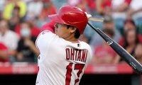 【MLB】大谷翔平、折れたバットの音が凄い　右前打に米解説者は驚嘆「うう！スペシャルだ！」