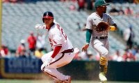 【MLB】大谷翔平、敵野手に“絡まれた”塁上の1コマに米注目「ショウヘイはみんなの友達だ」