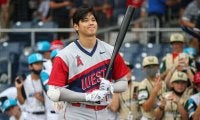 【MLB】大谷翔平、子どもにもモテモテ　サイン求める長蛇の列への丁寧な対応が「なんてクール」