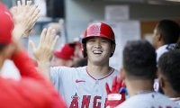 【MLB】敵軍マスコットが大谷翔平にメロメロ　SNSでも反響「新しい友達ができたみたい」
