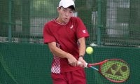 またしても届かなかったあと１勝　丹下は慶大の次期エースに完敗で優勝逃す（男子シングルス決勝）