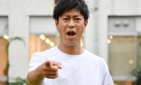 歴代Jリーガーの「精神的支柱ベスト５」をパンサー尾形が選出。No.1は「チームを劇的に変える選手」