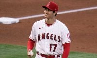 【MLB】大谷翔平、試合前に“イタズラ攻撃”　微動だにしない同僚に米和む「映像もっとくれ」