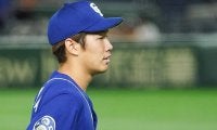 中日・京田に女子高校球児が感謝のメッセージ　愛知県開催のユース大会を応援