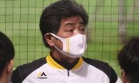 逆転負けで遠のくロッテの背中…　鷹・工藤監督はなぜ甲斐野の回跨ぎを選んだか？