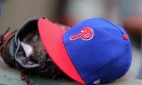 【MLB】「わたあめより甘ーい！」　号泣の少女に隣の少年が見せた“紳士行為”に称賛の嵐