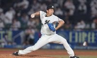ロッテ益田直也、失意の福岡空港から始まった快進撃　鉄腕守護神を救った同僚との絆