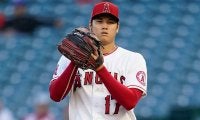 【MLB】大谷翔平、突然の“フラフープ仕草”にファン爆笑「少し揺れすぎておられる…」