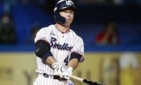 ヤクルト雄平はなぜ引退試合後も練習を続けるのか。「今の自分の体がなくなってしまうことが怖い」