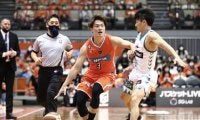 広島が京都との延長戦を制して4連勝…OTに躍動した辻直人が21得点をマーク