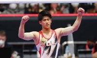 橋本大輝が鉄棒銀　内村航平6位で直接対決に勝利、世界体操の新旧王者激突に拍手喝采