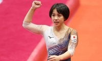 引退村上茉愛「よくここまでやった」　世界体操は有終の金＆銅、今後は「裏方」へ