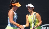 日本人対決で穂積ペアが加藤ペアに勝利［WTA250 クールマイユール］