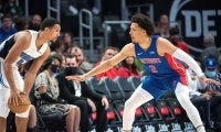 マジック戦でNBAデビューを飾ったケイド・カニングハム「今は自由にプレーできている」