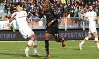 ローマが昇格組ヴェネツィアに金星献上…システム変更も実らず今季初のリーグ連敗に《セリエA》