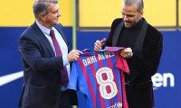 ダニ・アウベスがカンプ・ノウで再入団会見　「僕ら全員でバルサを本来の場所へ…」
