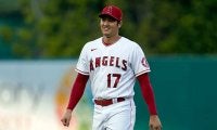 大谷翔平、MVPライバル選手の球団が粋な祝福　2ショットに米称賛「品格ある球団だ」