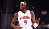 ピストンズのジェレミー・グラントが負傷…右手親指の靭帯断裂で最低6週間離脱か