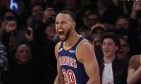 記録を更新したカリーの活躍でウォリアーズが勝利…ラプターズは惜敗／NBA