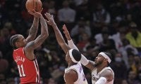 デローザンが躍動したブルズがレイカーズを撃破…サンズは31点差の快勝／NBA