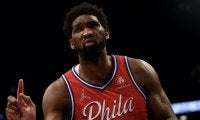 シクサーズがネッツとの熱戦を制す…バックスは5連勝、ウィザーズも白星／NBA