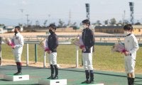 中京競馬場で行われた「2021年度 厩舎関係者表彰式」