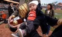 【MLB】6歳にしてスターの父と「紛うことなきスイング」　愛息の打棒が「素晴らしい」