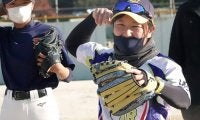 元女子プロが野球教室で行う「自分にしかできない指導」　お守りに込めた願いとは