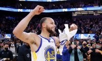 NBAキャリア初となる決勝ブザービーターを沈めたカリー「ようやくこの感じを味わえたよ」