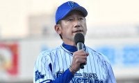 最下位脱出目指すDeNA三浦監督が問われる“真価”　開幕から助っ人揃い準備万端