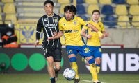 日本人対決は森岡亮太のFKから決勝ゴールが生まれシャルルロワがシント＝ロトイデンに勝利《ジュピラー・プロ・リーグ》