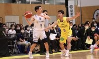 河村勇輝と小川麻斗、国内最高峰の舞台で実現した初のマッチアップ