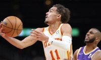 ヤングの活躍でホークスがサンズの連勝ストップ…ロサンゼルス対決は激闘に／NBA